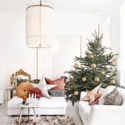 348dcdb75ac521385d170a4cd8ce14f7–modern-christmas-christmas-decorating-ideas